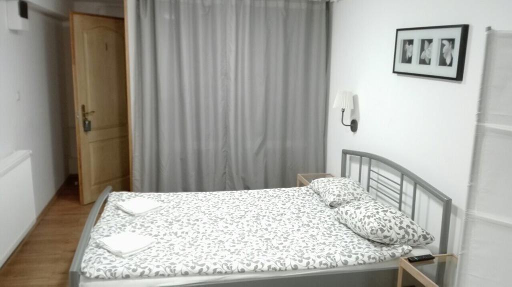 Apartman Vorosmarty Apartment Budapest Bagian luar foto