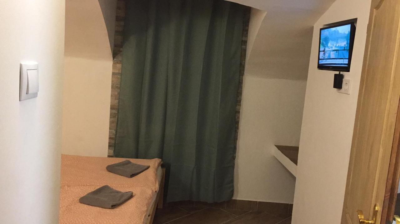 Apartman Vorosmarty Apartment Budapest Bagian luar foto