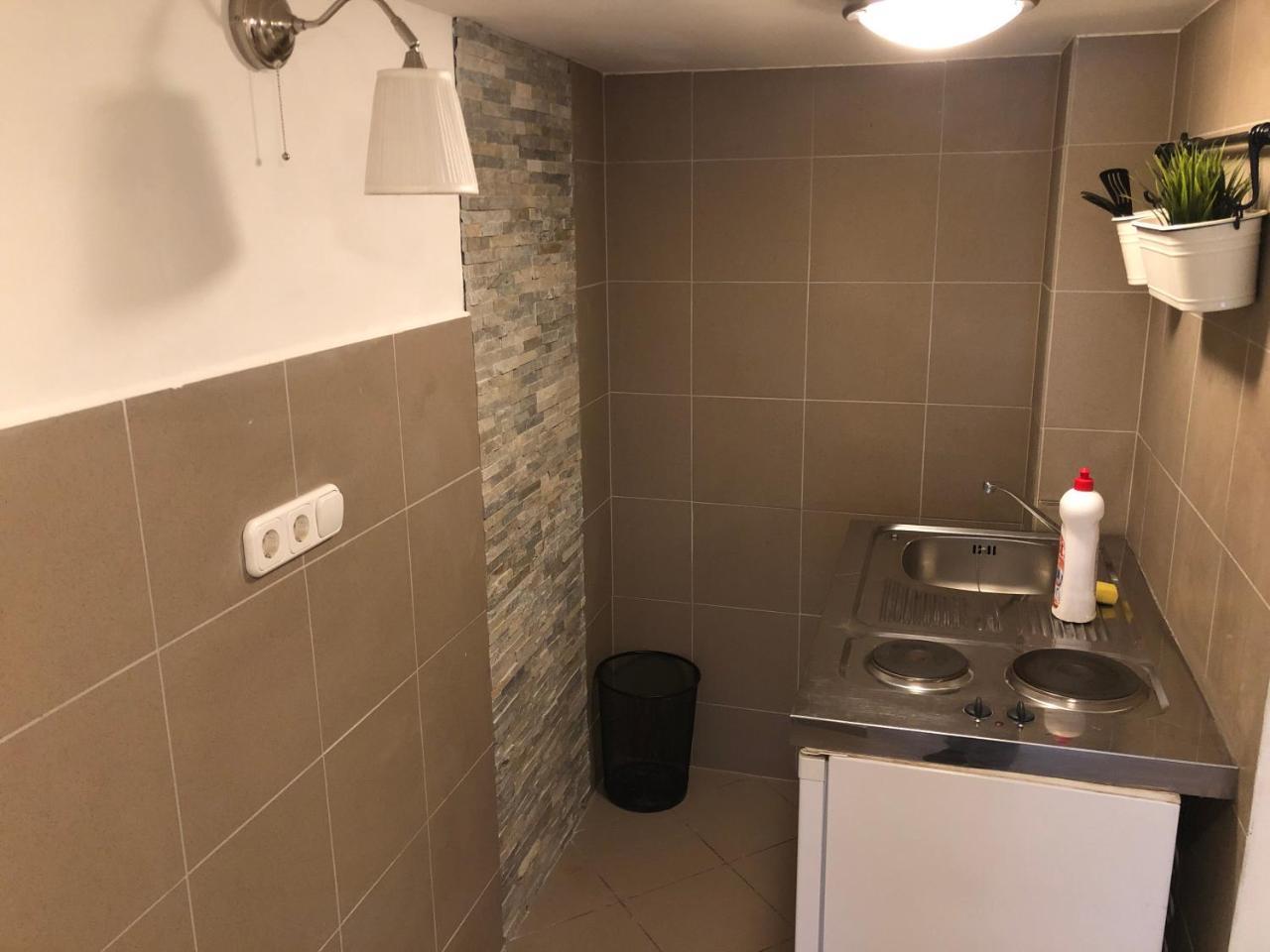 Apartman Vorosmarty Apartment Budapest Bagian luar foto